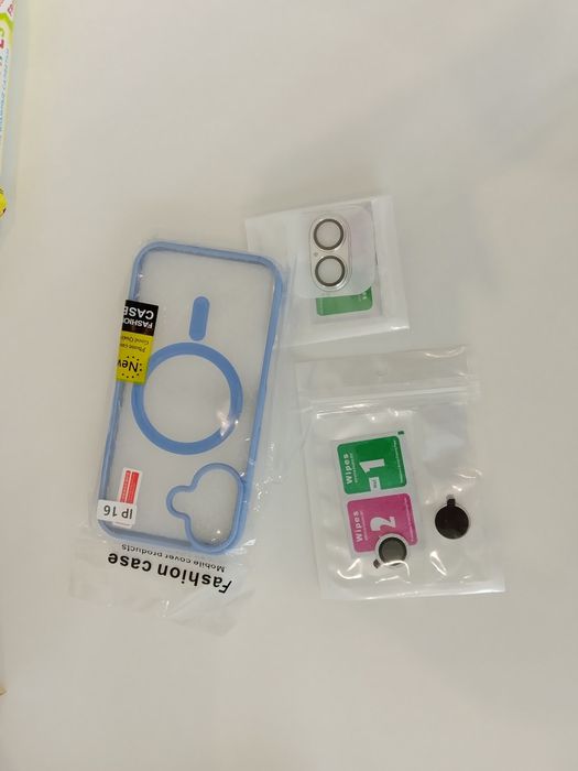 Продам чехол на iPhone 16