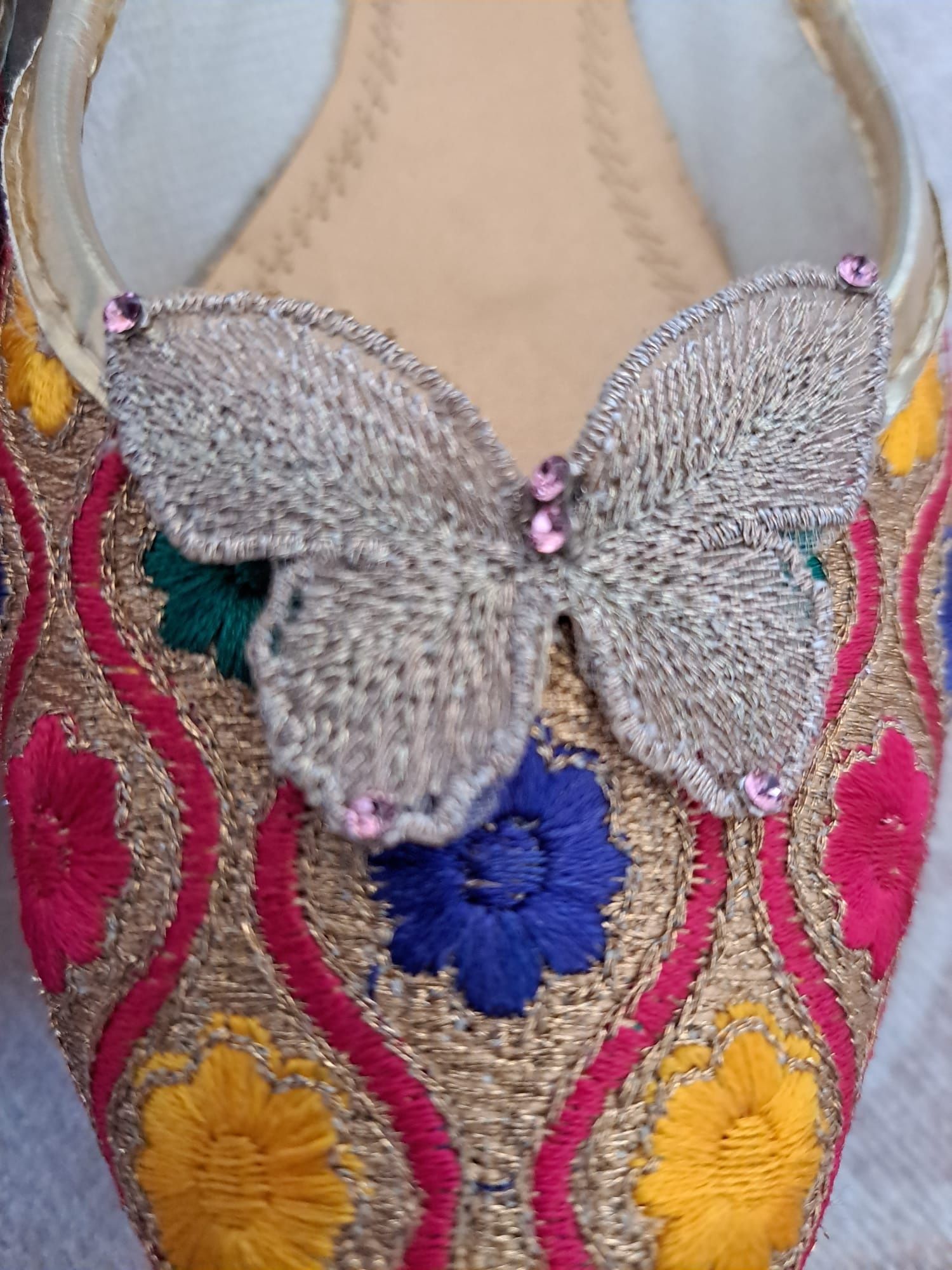 Papuci indieni cu cristale swarovski