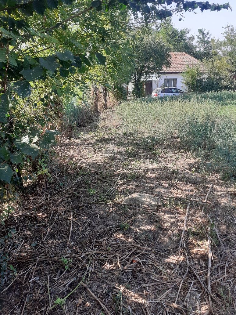 Vand teren intravilan.loc de casa  . 500 mp la 65 km de Bucuresti.