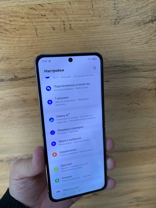 Samsung z flip 4 8/256 срочна сотилад