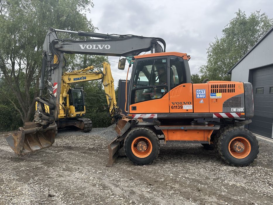 Excavator pe roti Volvo EW 160C 2009/13.389h/3xcupe/lamă
