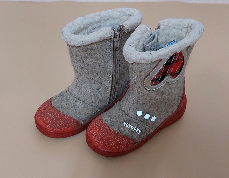 Детские сапоги из войлока