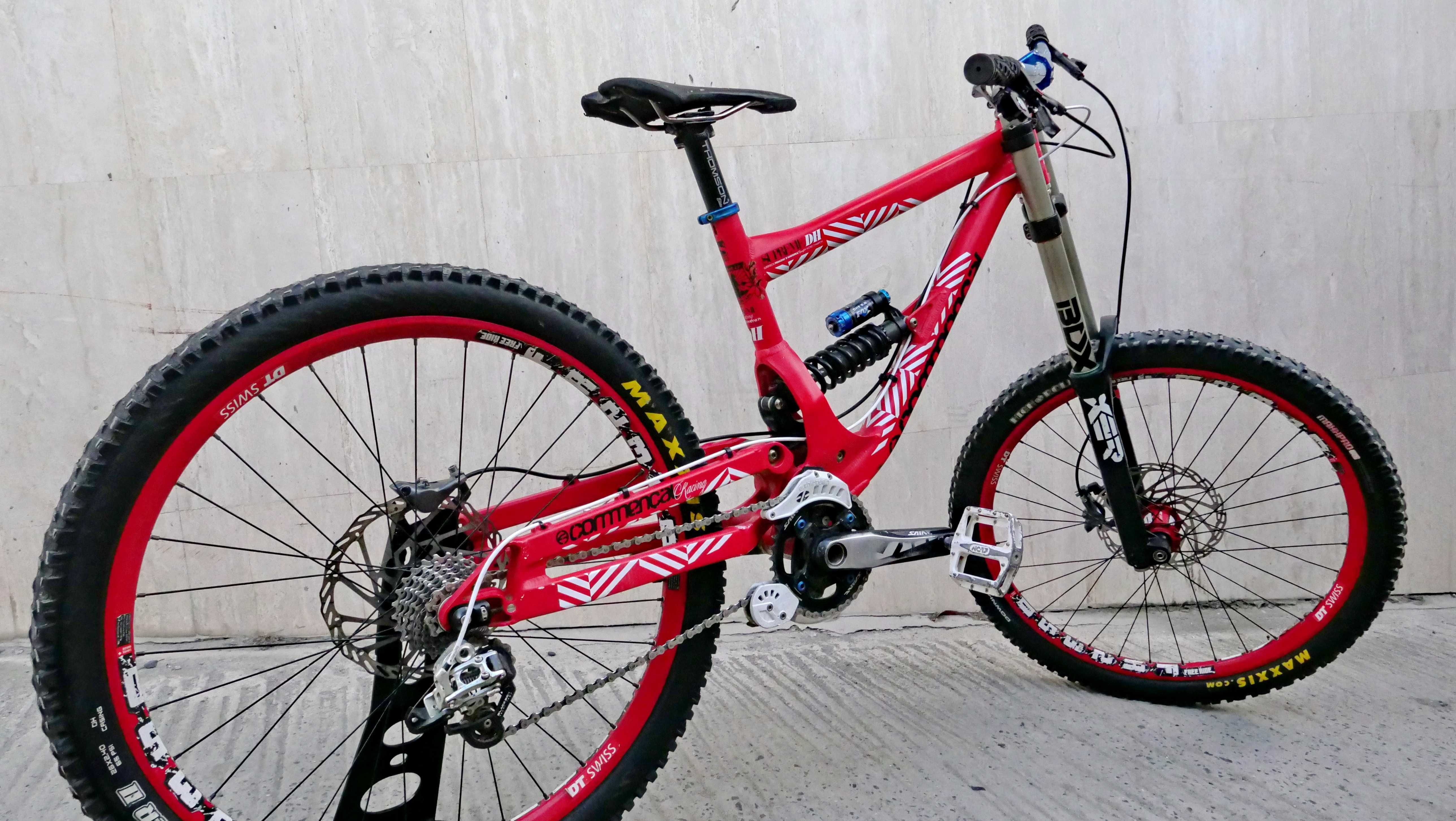 Commencal Supreme DH, 26, RockShox Boxxer Air, 200 ход, 1х9 Sram XO