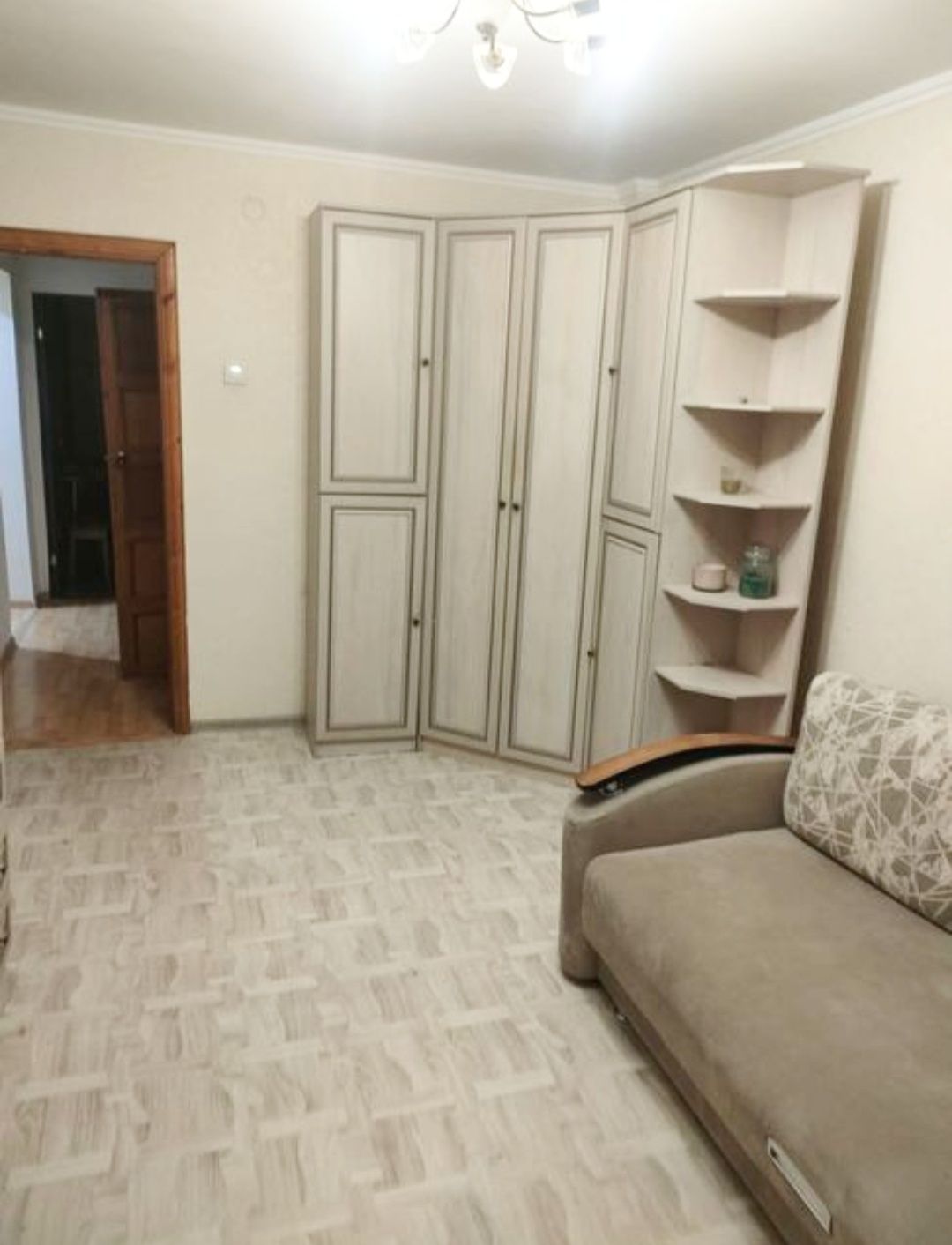 Продам 2 -х к.кв.