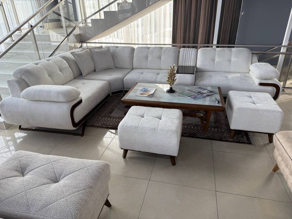 Мягкий мебель в продаже