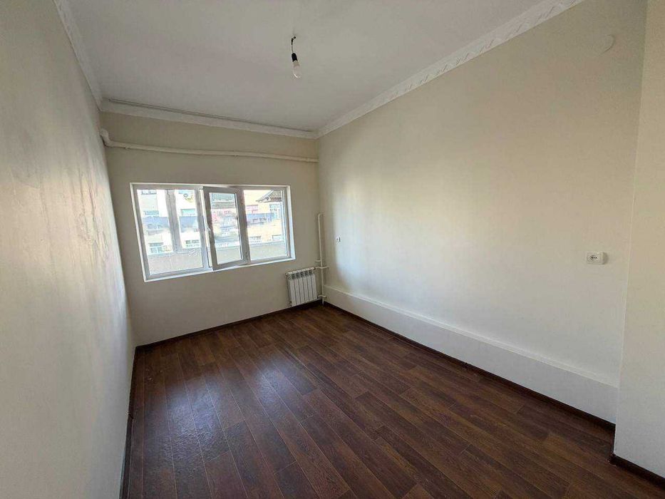 Продаётся 2х комн квартира на 3 этаже Ор-р Трикотаж