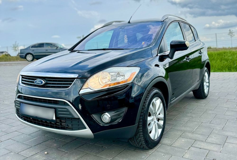 Ford Kuga 2009, (4x4)