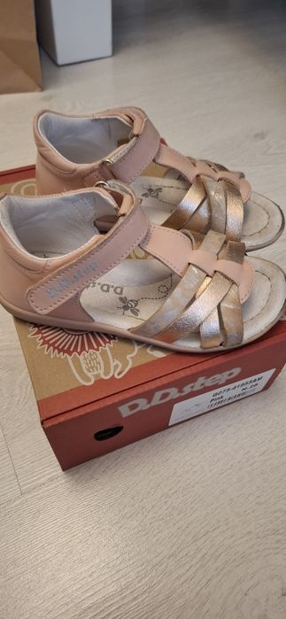 Sandale dd step marimea 28
