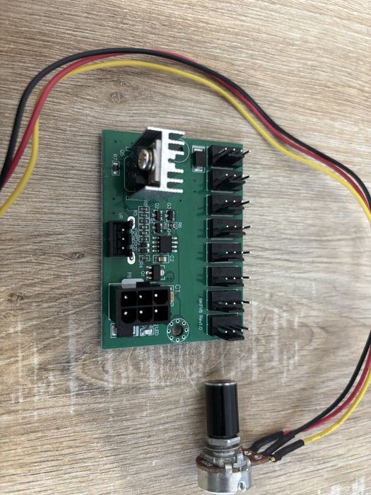 Computer Case Miner Fan Speed Controller 8-Channel Fan Hub PWM