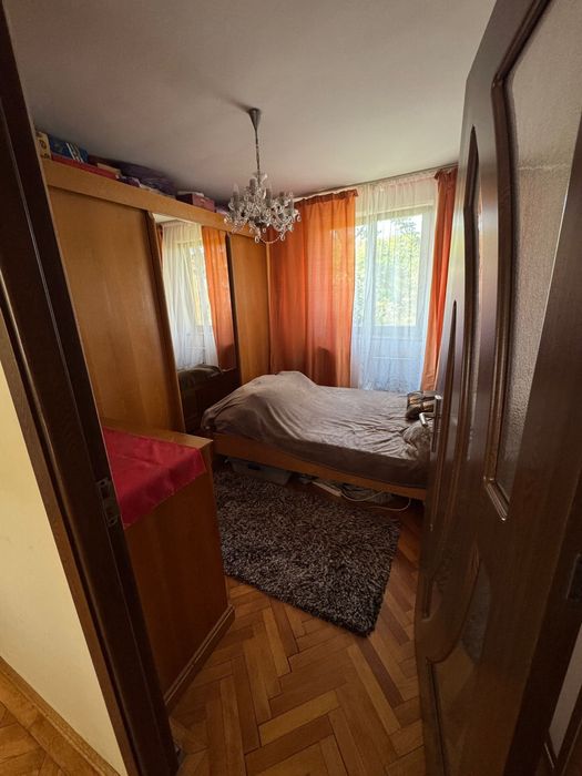 Apartament 3 camere Oradea- zona Rogerius