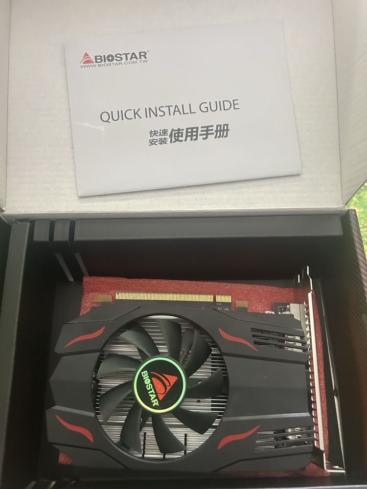 Продавам видео карта BIOSTAR RADEON RX550 4GB 128BIT DDR5