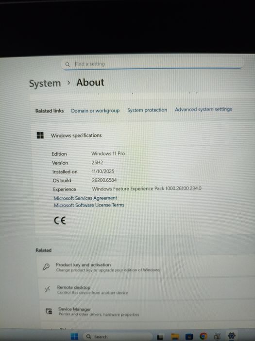 Vând laptop HP i7 , 16 Gb ddr4 , SSD-256 Gb