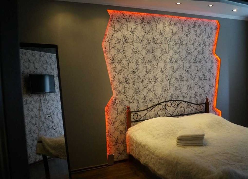 Дава се под наем Тристаен апартамент в Пловдив, Каменица 2 - 90 кв.м за 336.6 € - Снимка #2