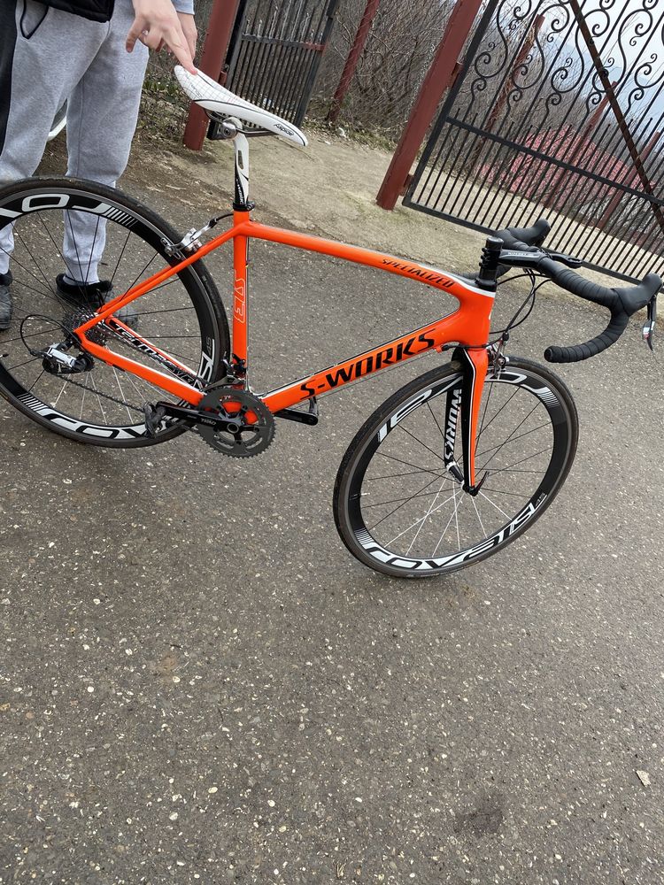 Vând cursieră carbon Specialized S-Works SL3, mărimea 54.