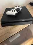 Vând PlayStation