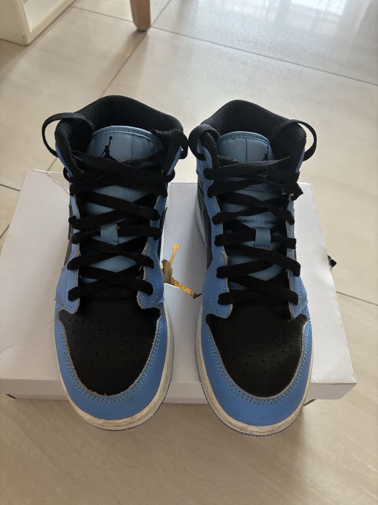 Nike Air Jordan 1 Mid