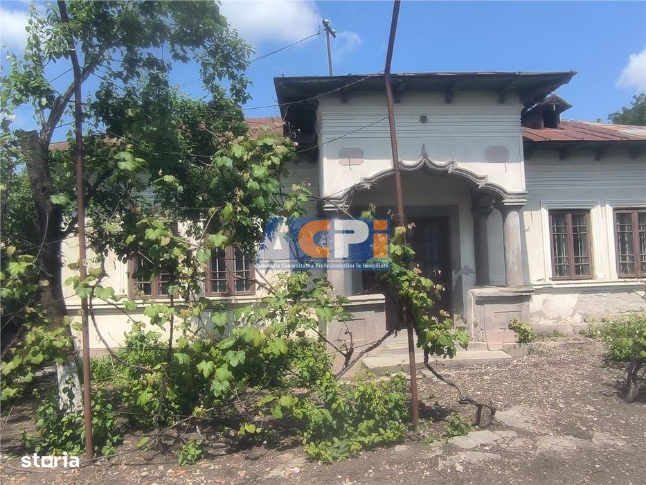 De vanzare casa si teren 2150 mp,Trestieni