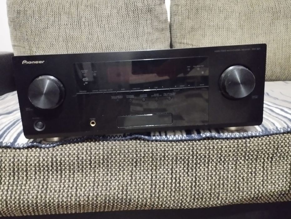 Vând sisteme audio și egalizatoare