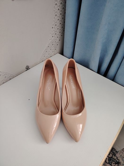 Продам новый туфли