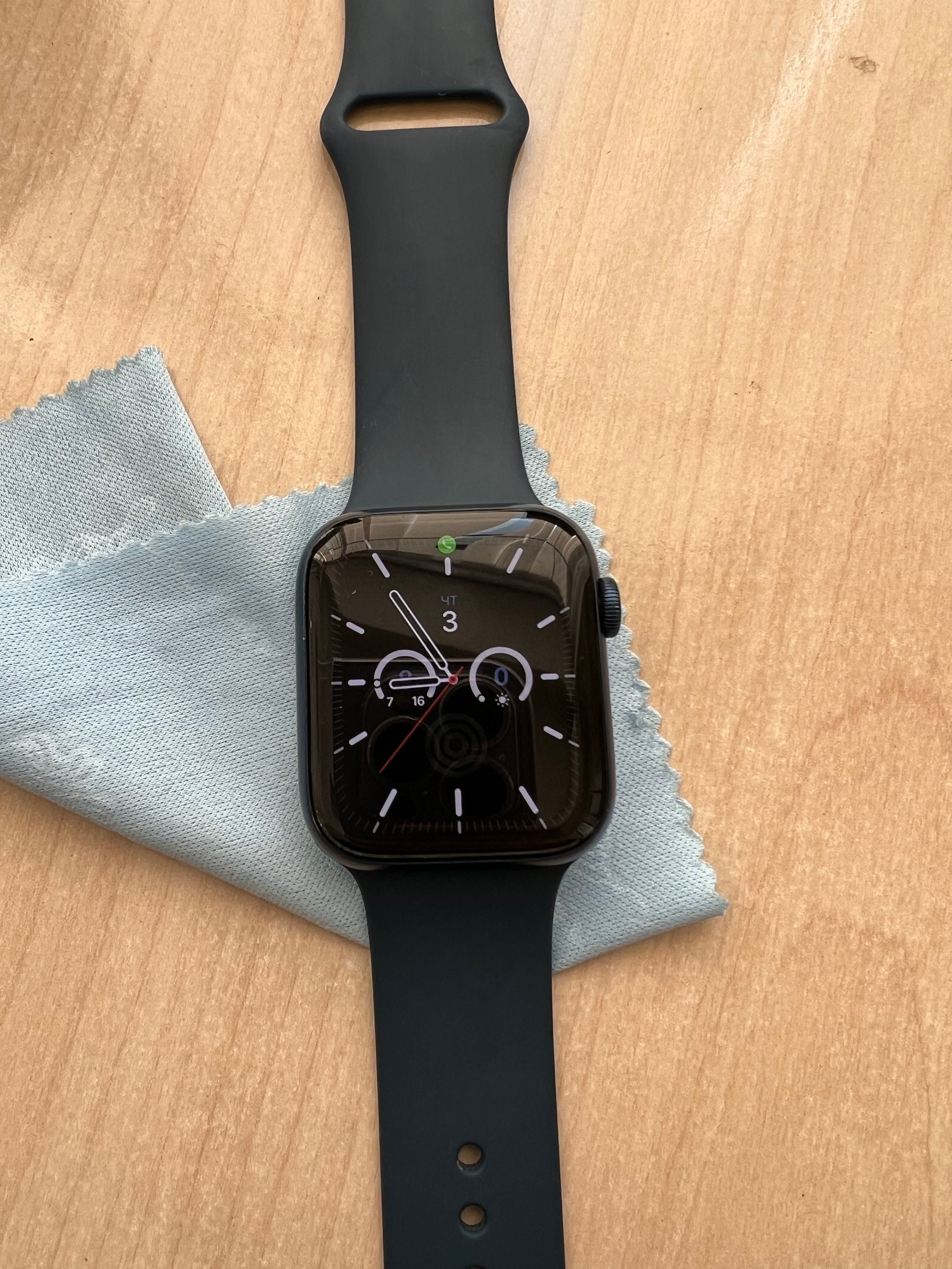 Apple Watch Series 6 44mm!