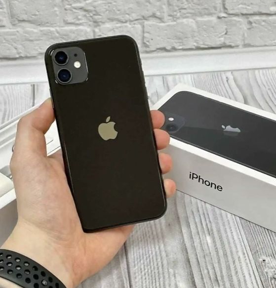 Продам IPhone 11 128G black в хорошем состянии все работает хорошо