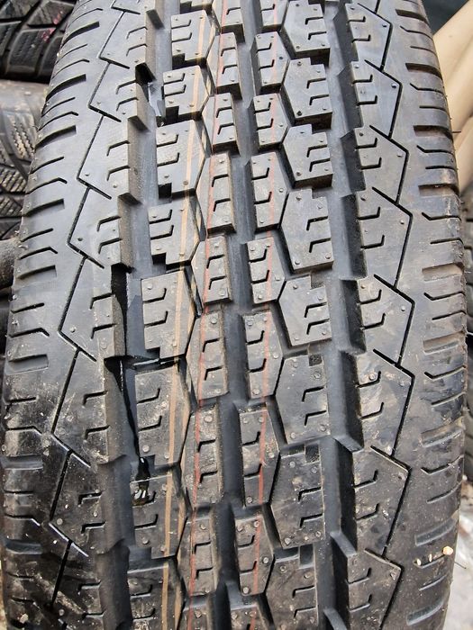 Anvelopă 215R14C marca Security