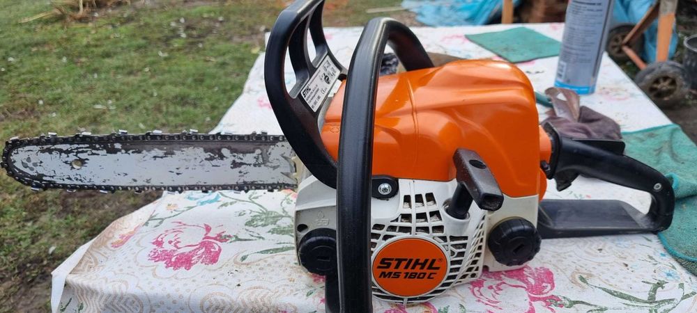 Moto fierăstrău Stihl MS 180 C