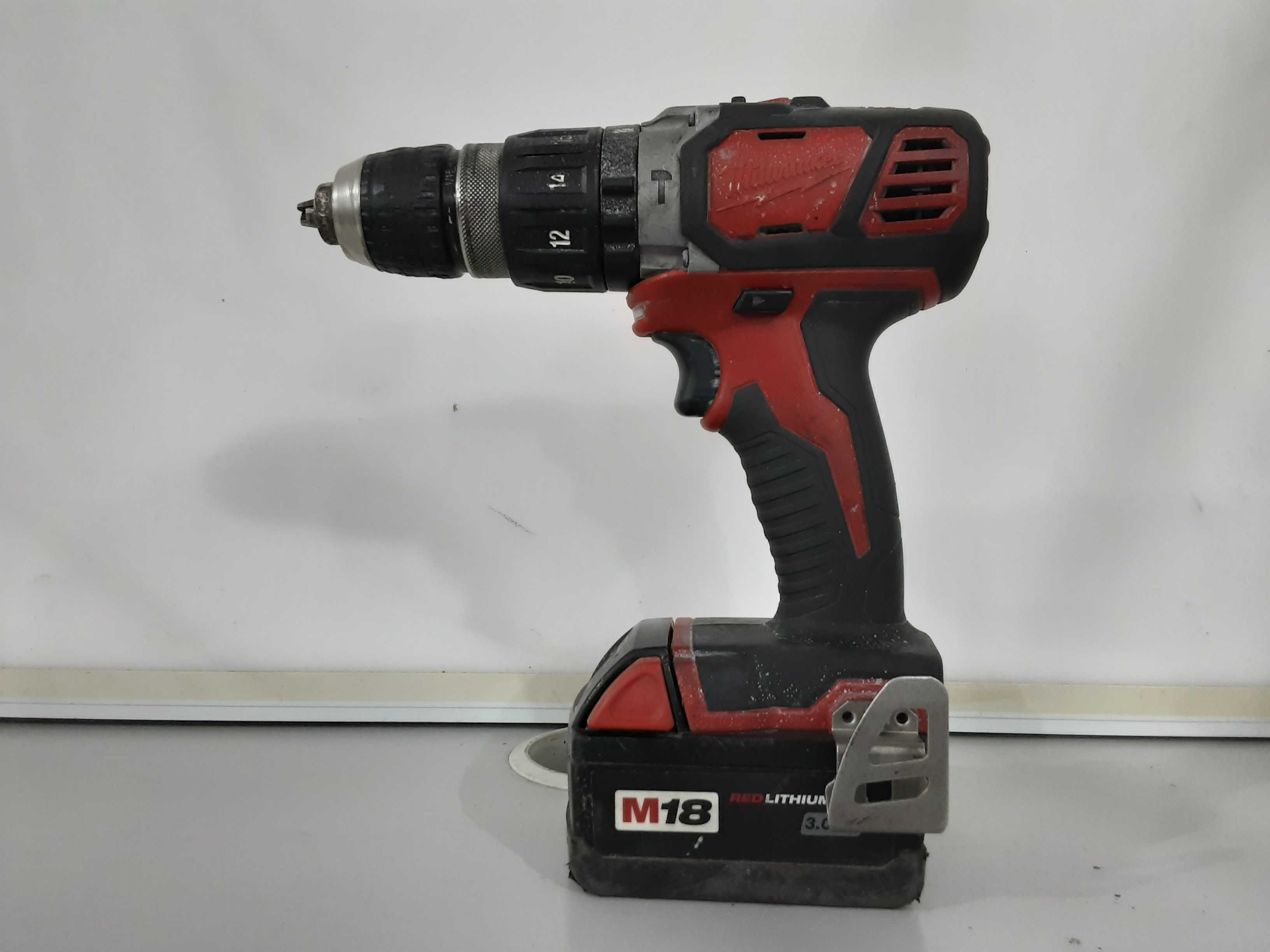 Винтоверт - Milwaukee 18 V li ion