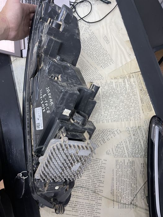 Far stanga Jaguar E-Pace X540 J9C313W029BD FULL LED 2017-2022