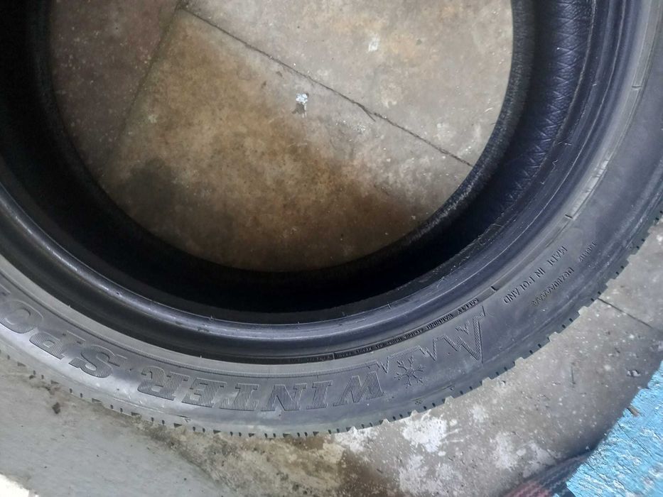 Vând 4 Anvelope iarnă DUNLOP WINTER SPORT 5 – 205/50 R17 93H