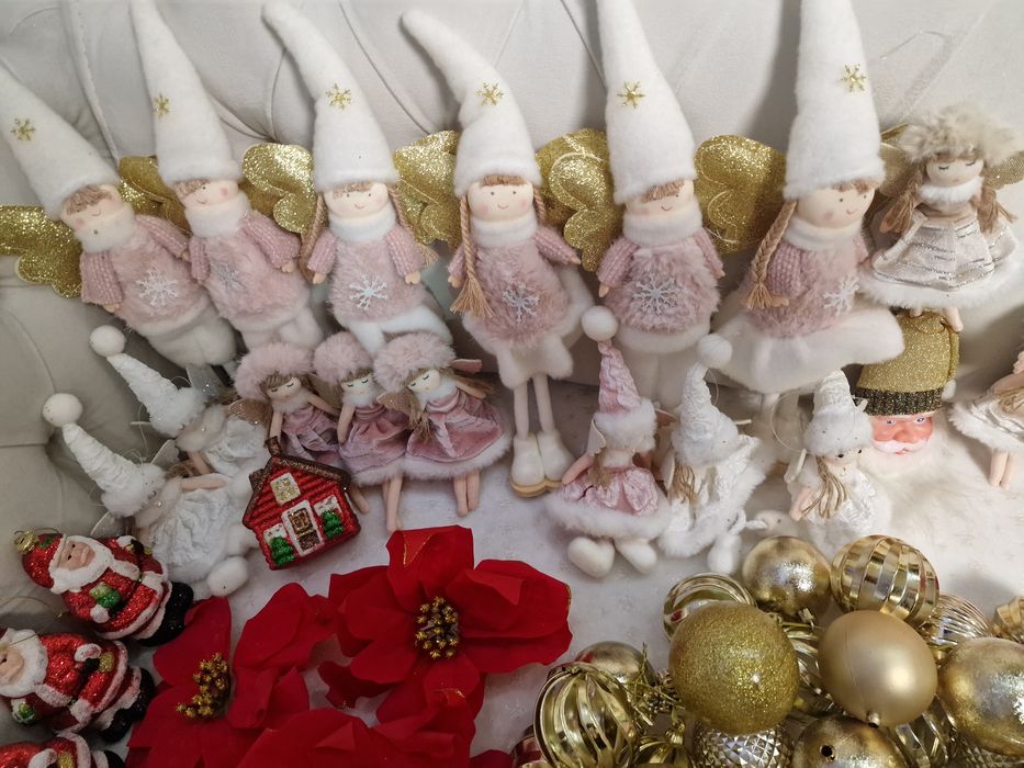 Lot decorațiuni brad ,globuri...