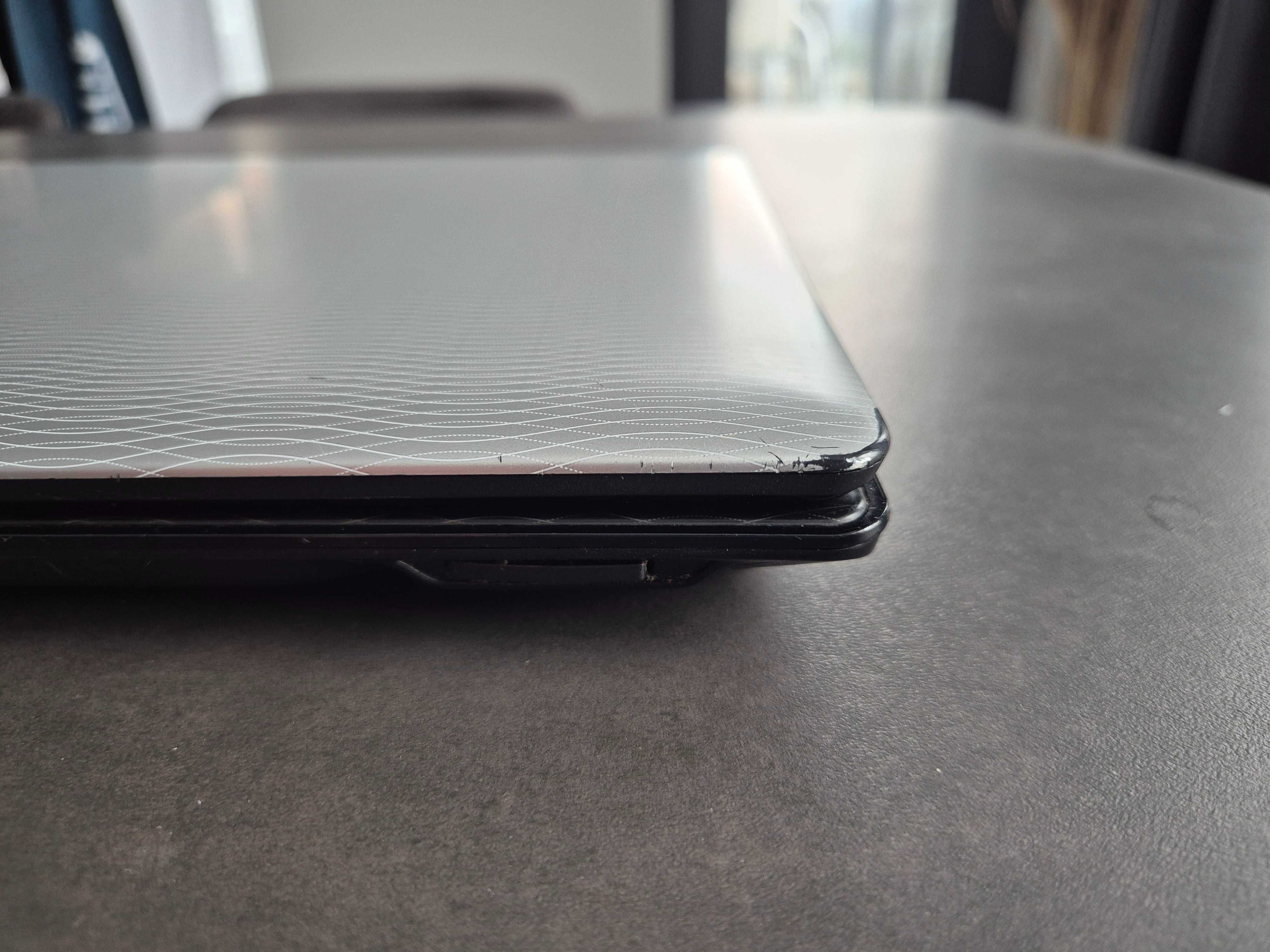 Лаптоп Packard Bell, Intel core i3-M380, NVIDIA GT420M, 3 GB RAM