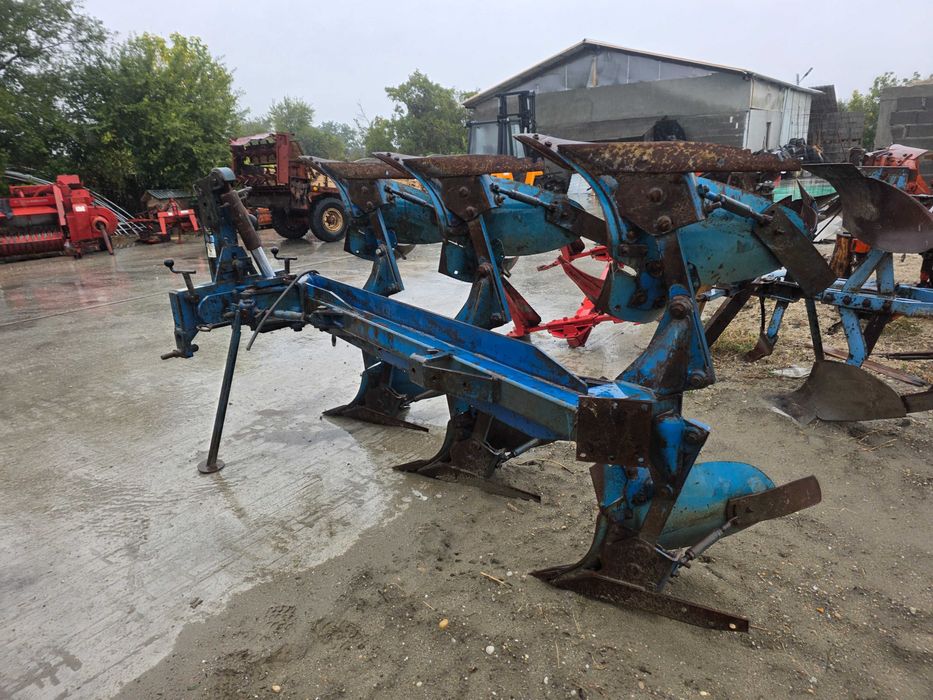 Plug Rabewerk reversibil hidraulic cu 4 brazde (3+1)