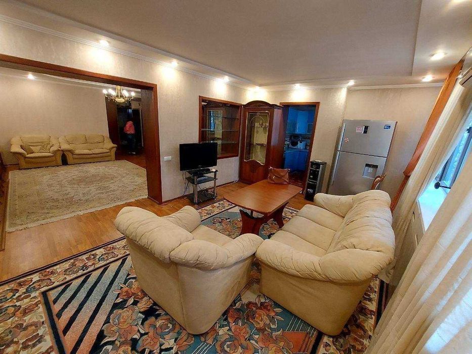 продается 3/2/4
на: Паркентский/Шастри