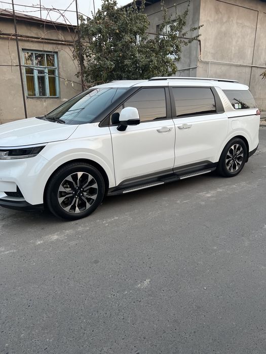 Продается Kia Carnival 2021