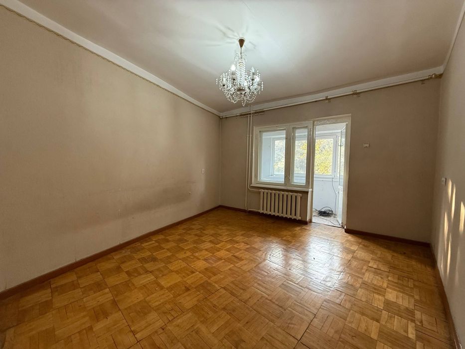 Срочно!Квартира на Ц1-кафе В&В 2/2/5 общ пл 70м,2 балкона