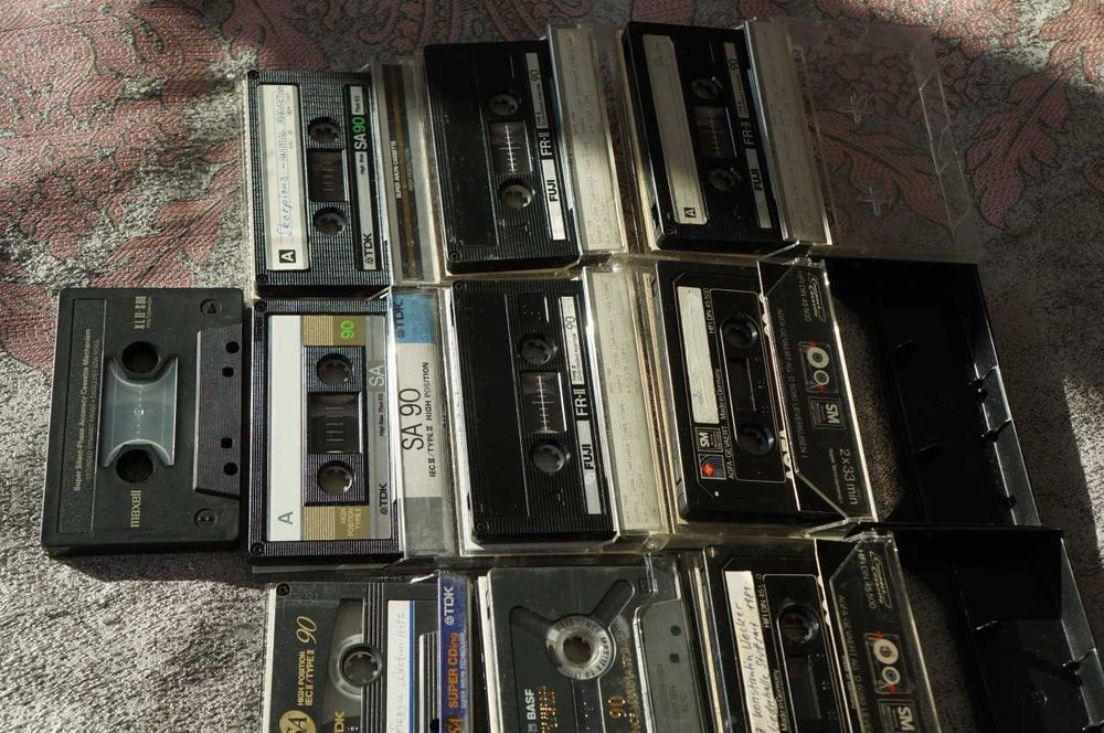 Лот от 13 аудиокасети TDK,MAXELL,FUJI,BASF