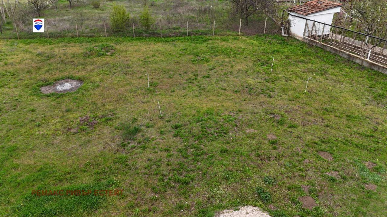 Продава се Парцел в с. Пиргово, Област Русе - 900 кв.м за 33 €/кв.м - Снимка #4