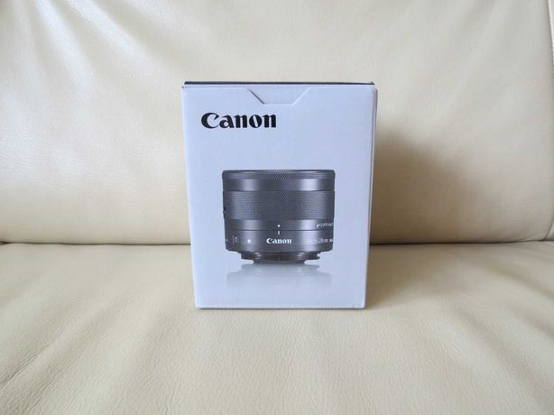 Obiectiv Canon EF-M 28mm f/3.5 Macro IS STM pt EOS M. Nou - 0 Cadre !