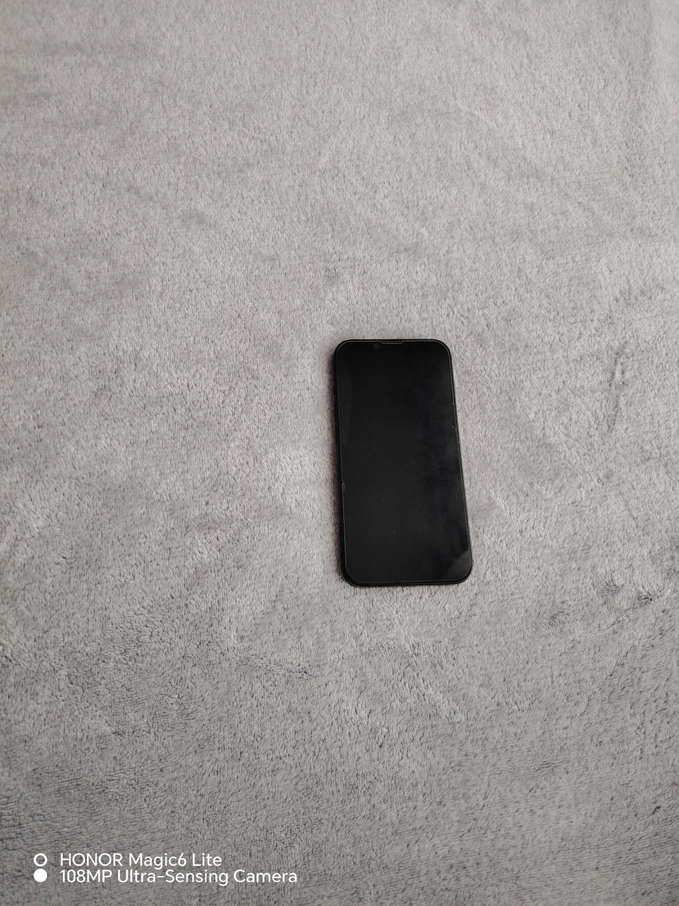 Iphone 14 256gb-Продавам личноя си телефон.