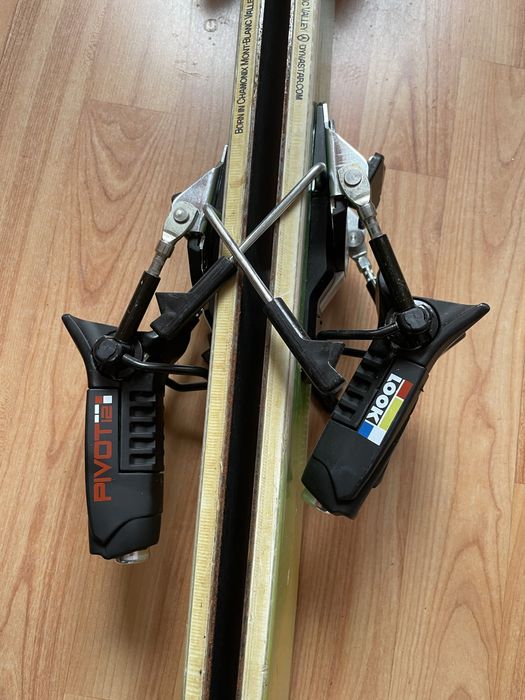 Ski freeride all mountain Dynastar Cham 97 Look Pivot scott atomic