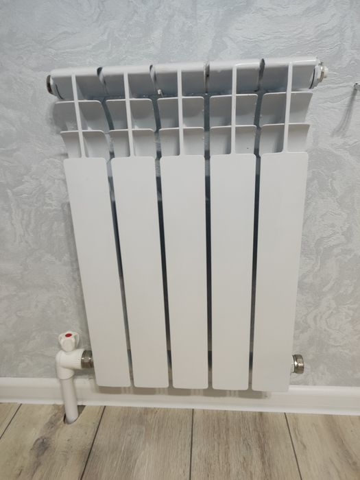 Радиатор алюминиевый, 5 секции