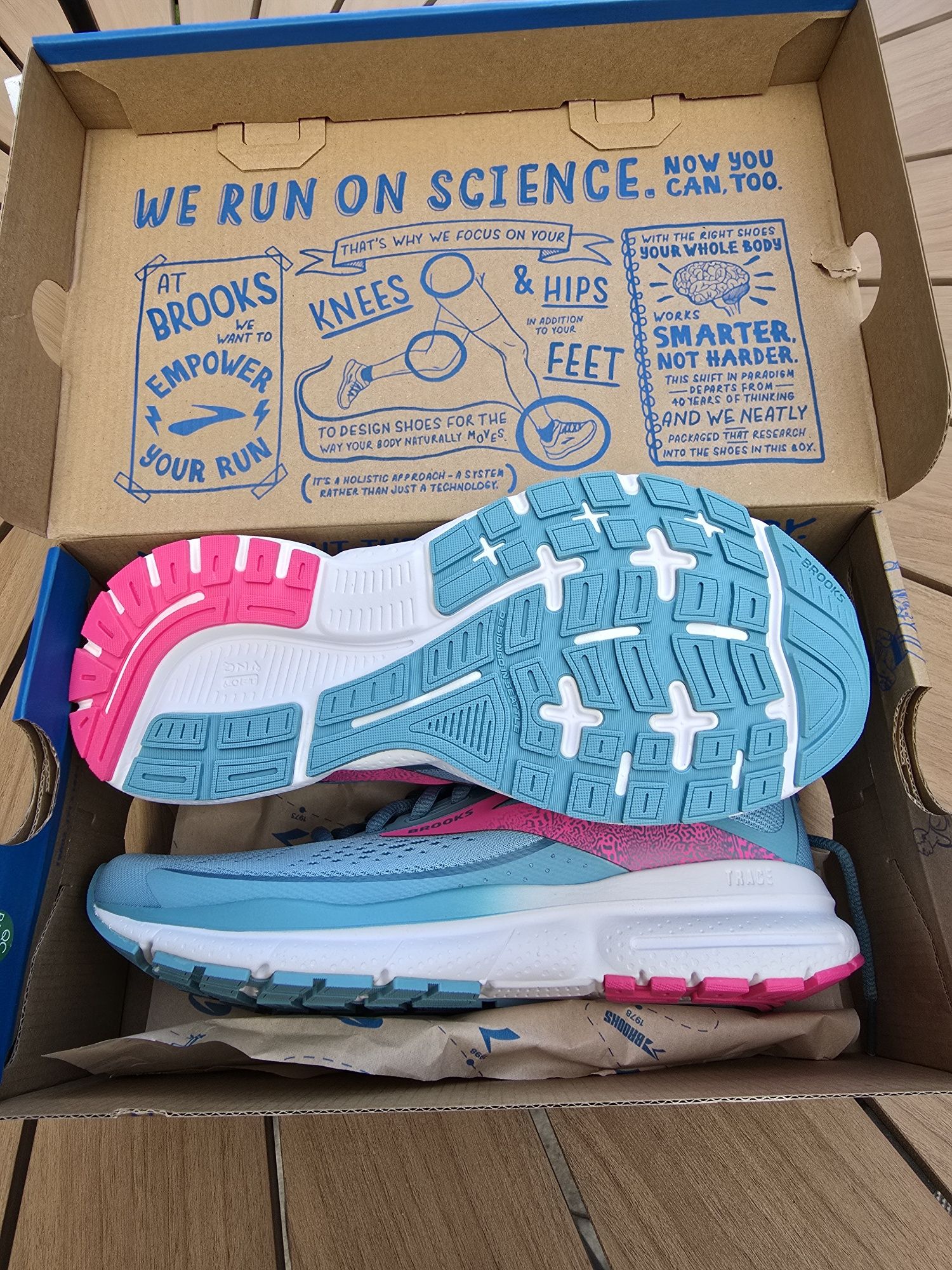 Brooks Trace 3 femei marime 37.5 noi in cutie