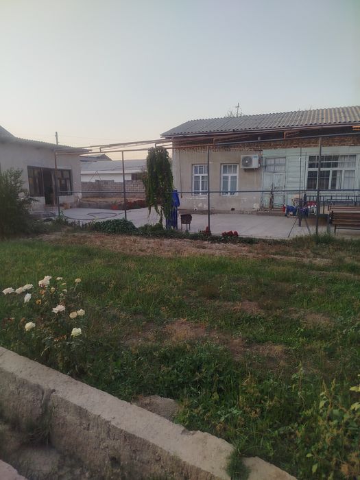 Hovli uy sptiladi