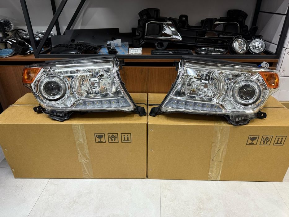 Фары на Toyota Land Cruiser 200! Рестайлинг