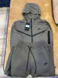 Nike Tech Fleece /размер М.
