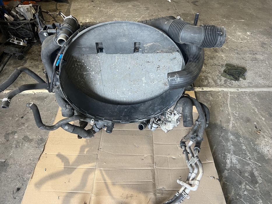 Radiatoare/Radiator Apa/Ac/Intercooler/Servo Range Rover Discovery 4