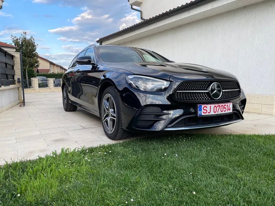 Mercedes-Benz E E 300 dE 4-MATIC, 9G-TRONIC, AMG Line, Distronic+, PANO, alcantara,LED