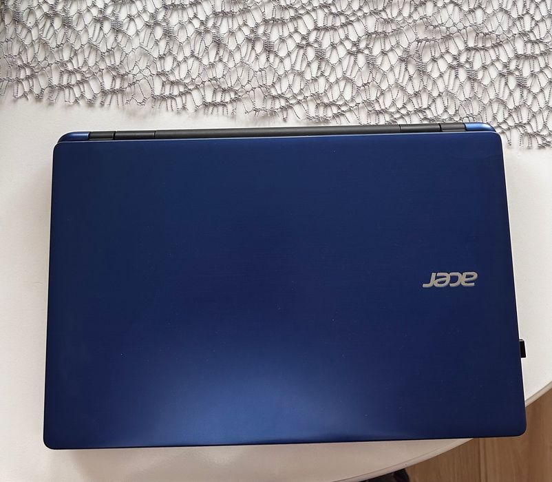laptop acer albastru
