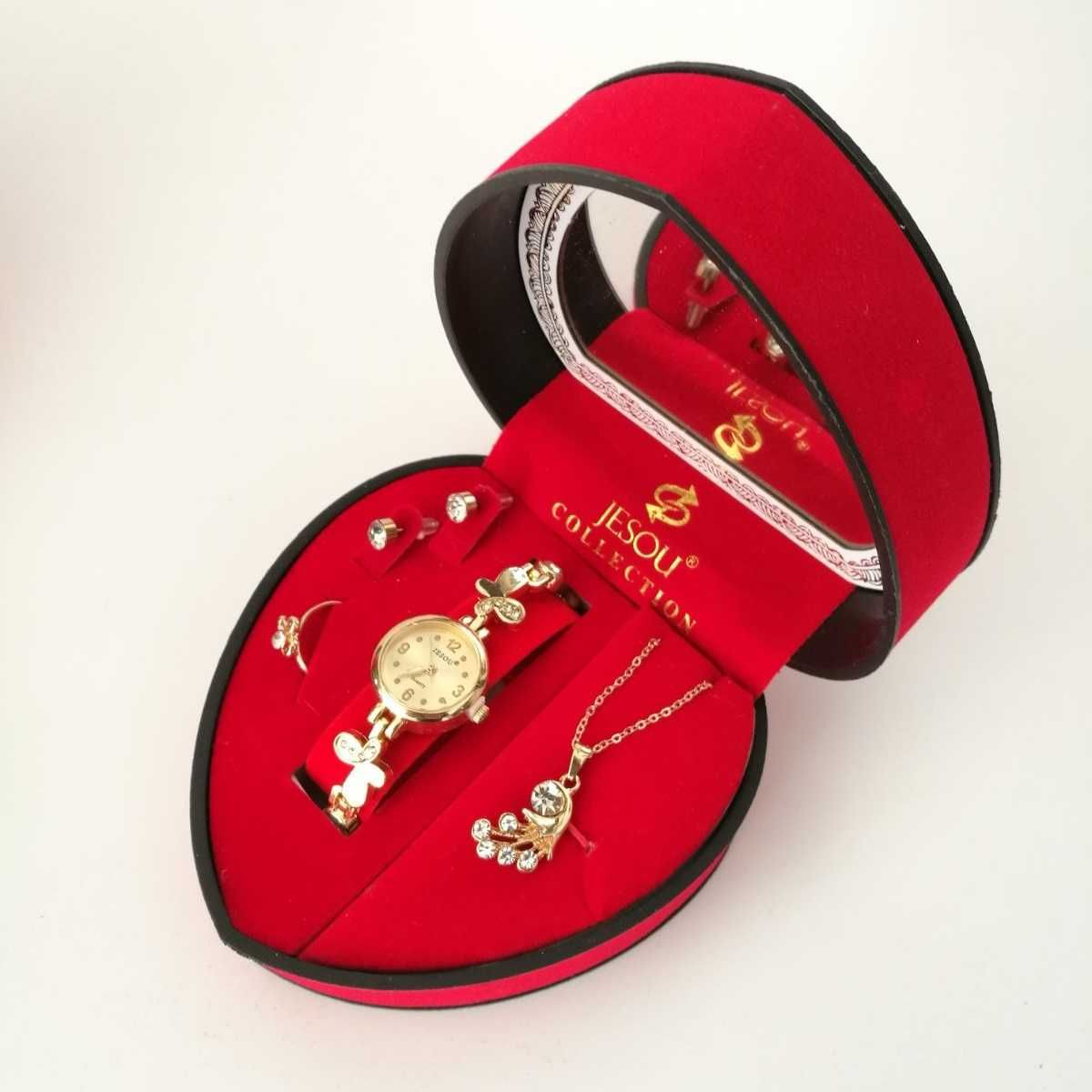 Дамски подаръчен комплект JESOU Collection кутия сърце с огледало